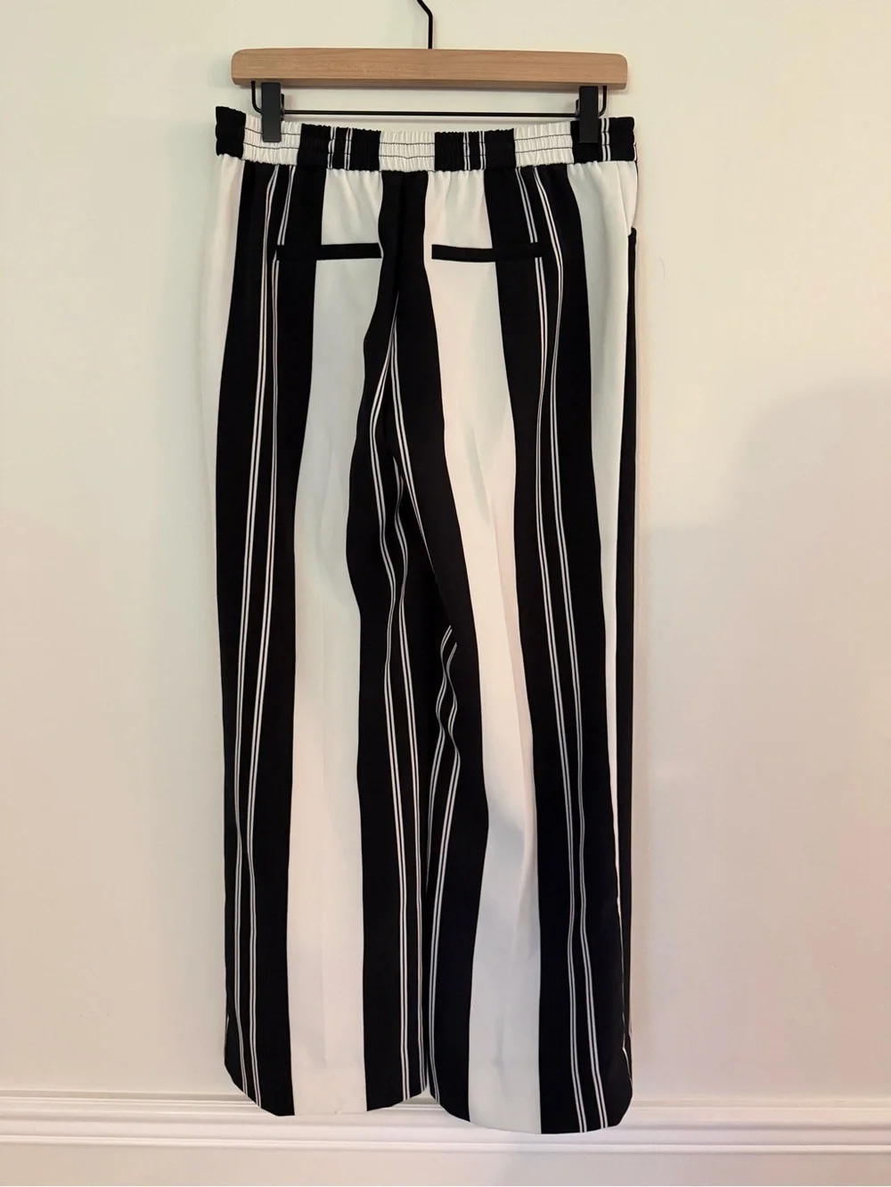 INC International Concepts bold vertical